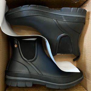 BOGS Amanda Plush Slip On Boot Women’s 8 Black